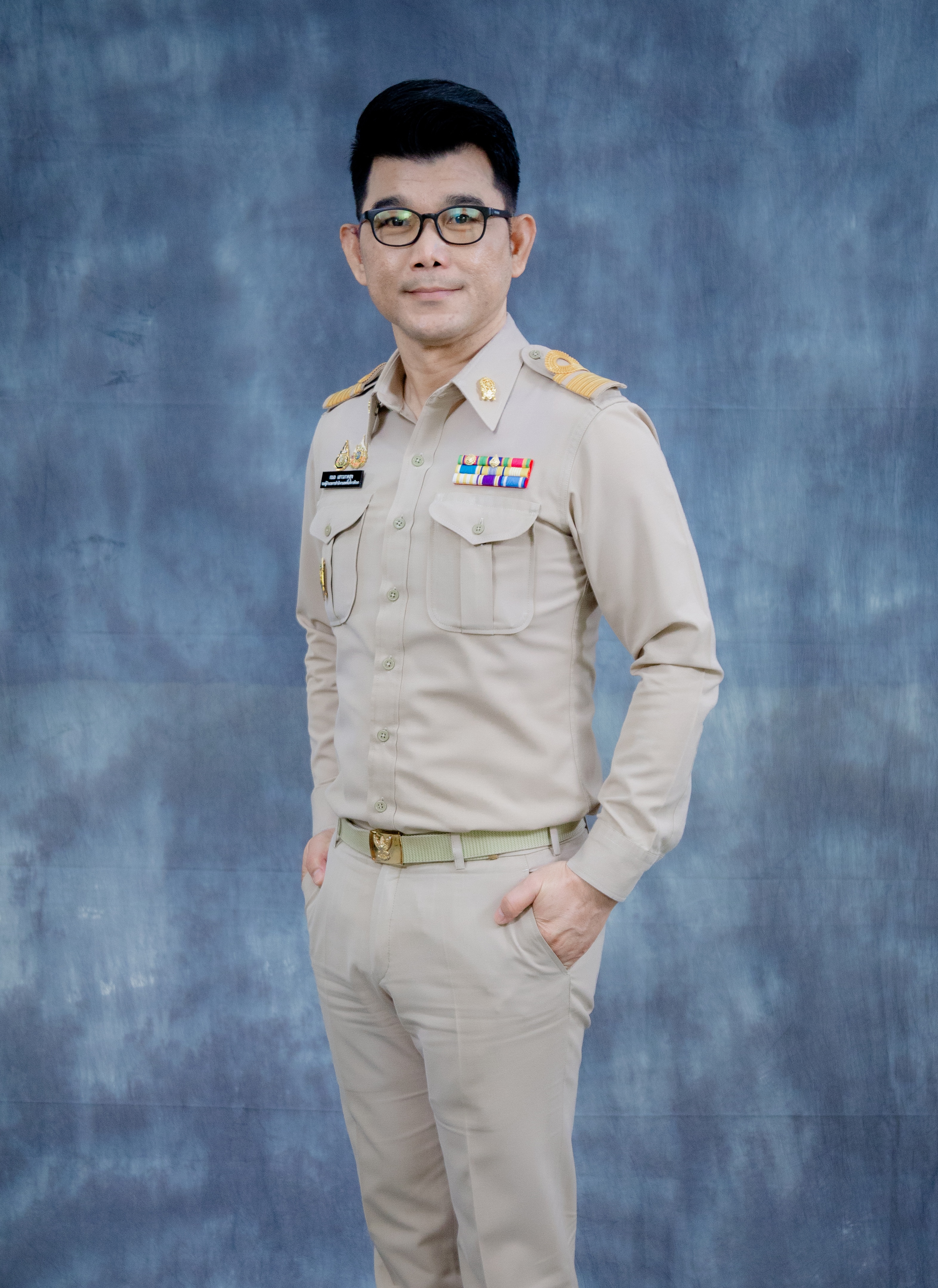 นายกมล  เสาวภาคสุข